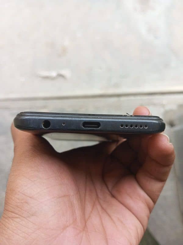 tecno spark 8pro 4+3/64 good condition exchange possible 2