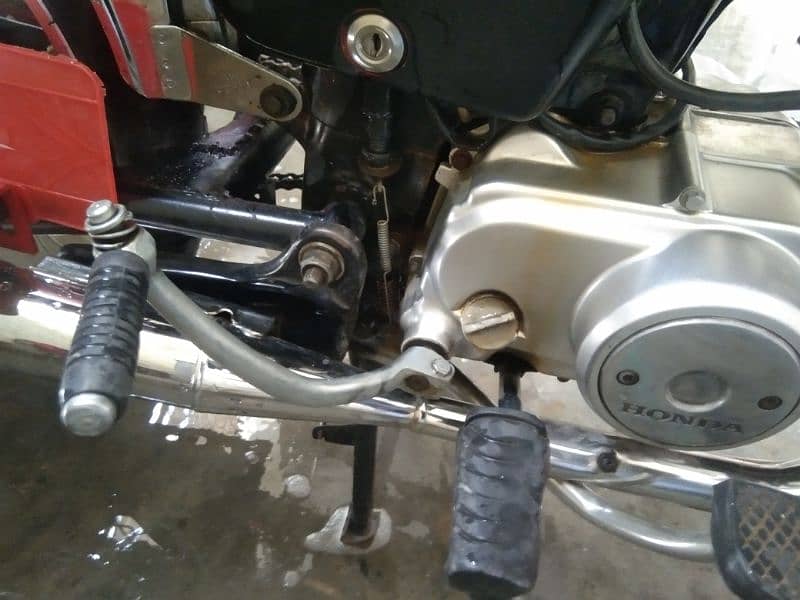 Honda CD 70 bike luch condition 4