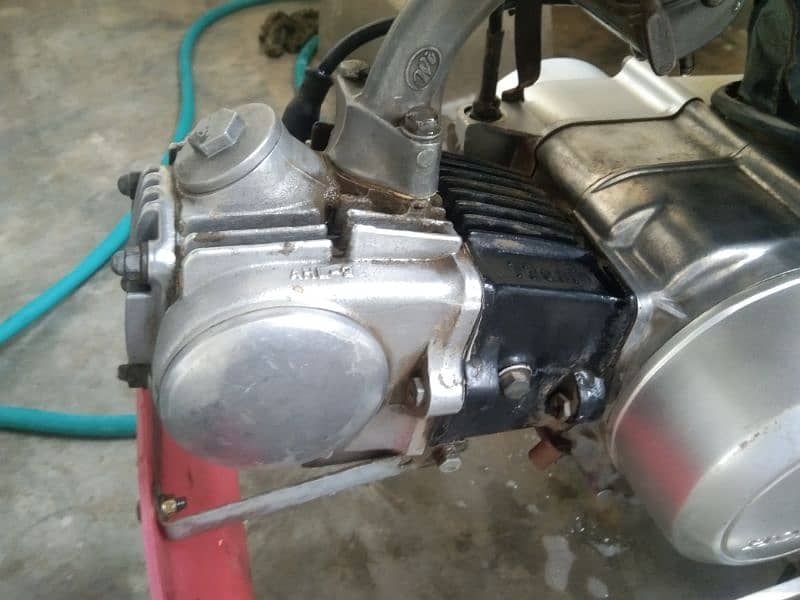 Honda CD 70 bike luch condition 8