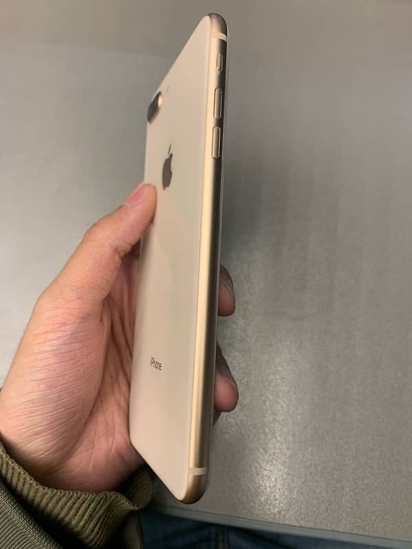 Iphone 8 plus 64gb PTA approved 1