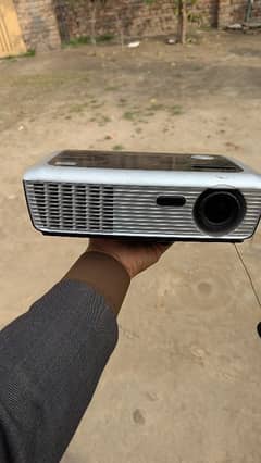 projector 25000