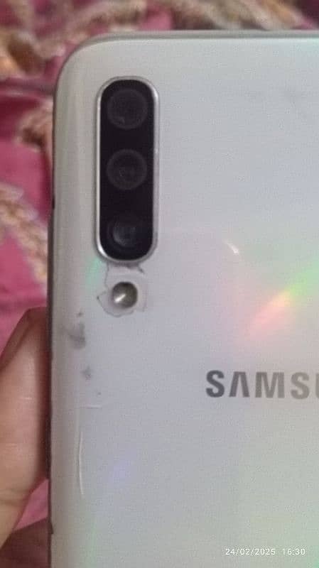 Samsung galaxy A70 1