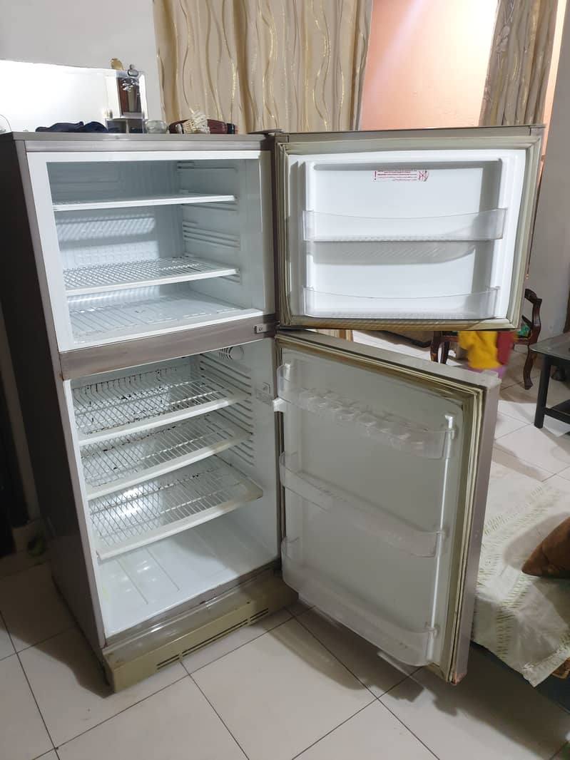 Fridge for sale 3