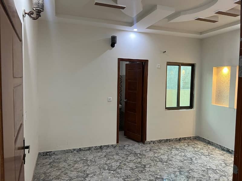 Fair-Priced 3 Marla House Available In Shuja Road 6