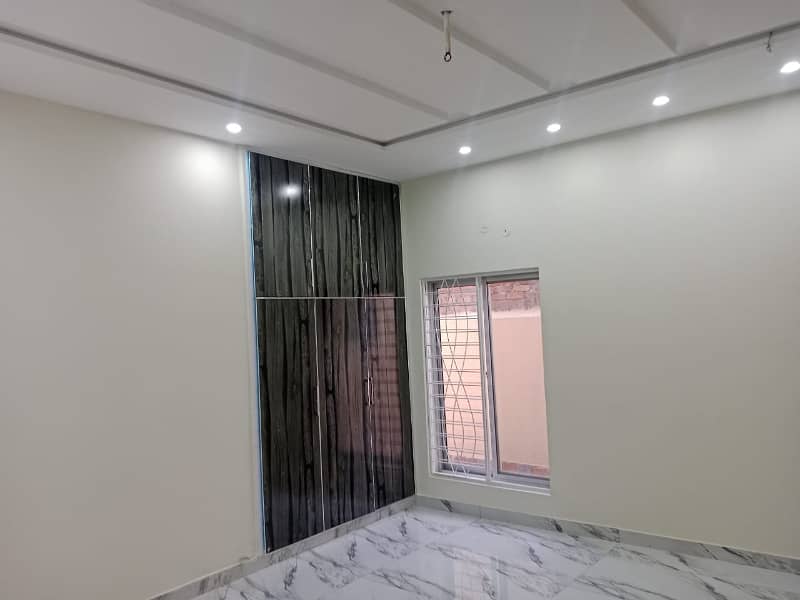 Kanal Upper Portion For Rent 6