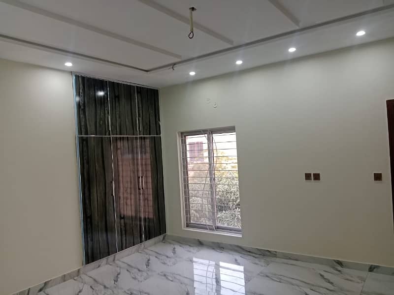 Kanal Upper Portion For Rent 20