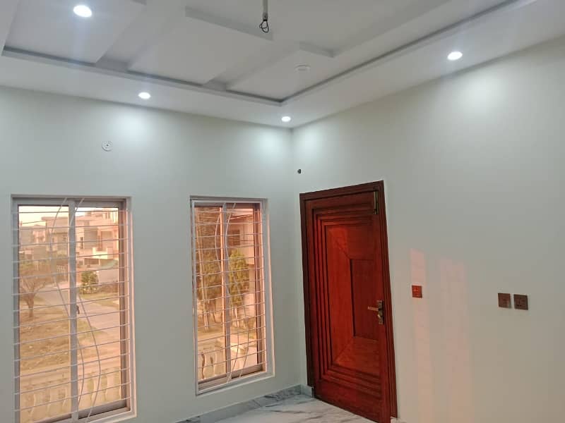 Kanal Upper Portion For Rent 27