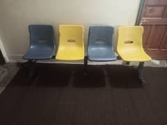 4 seats bench