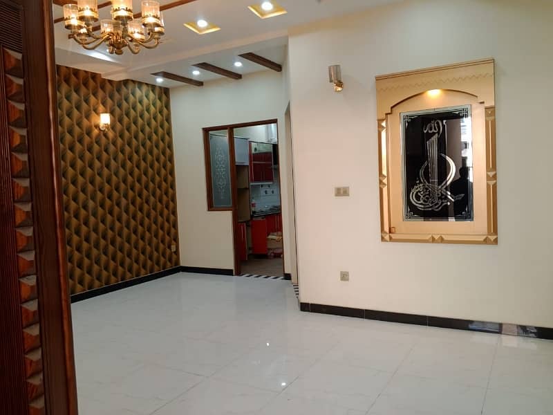 6 Marla Beautiful House Available For Sale In Johar Town 5