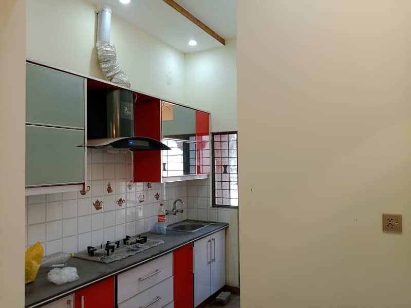 6 Marla Beautiful House Available For Sale In Johar Town 17