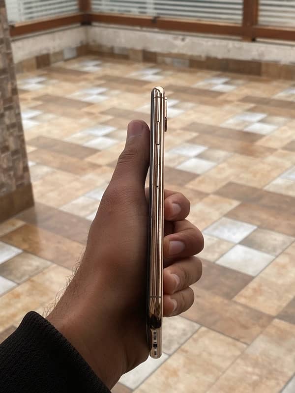 IPHONE XS MAX NON PTA 1