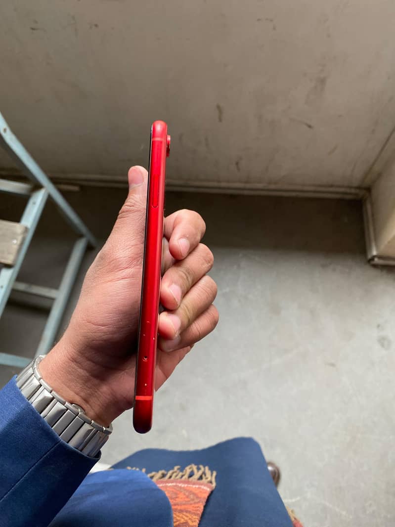 Apple iPhone XR 5