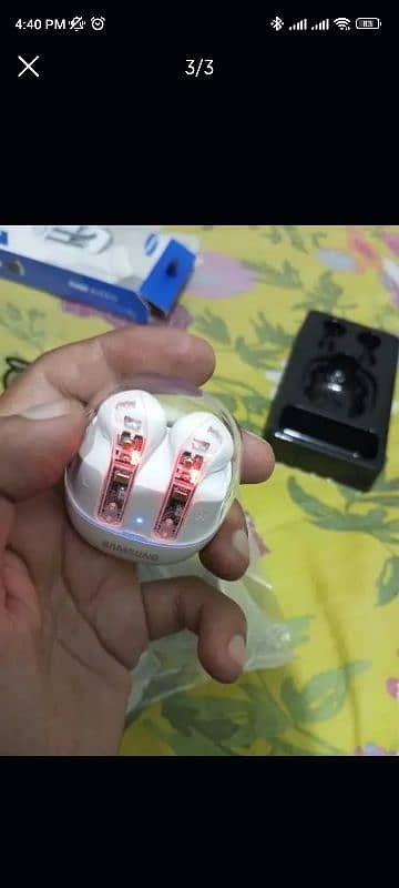 Samsung buds 35  Sterio TWS in very good condition just 2 days used 2