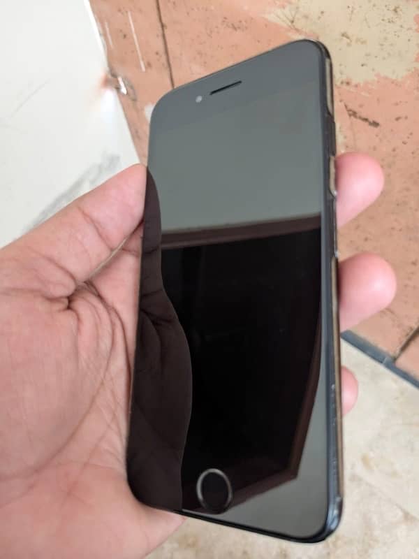 iPhone 7 128gb pta approved 7