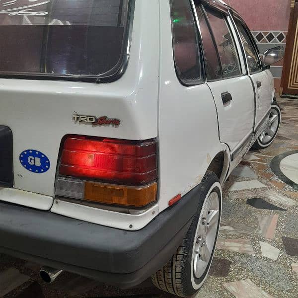 Suzuki Swift 1990 16