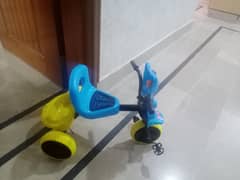 Kids tricycle