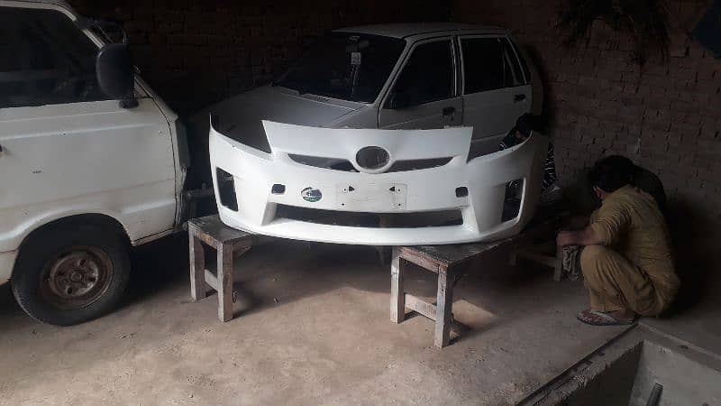 toyota priuas bumper jenwan 1.8 0