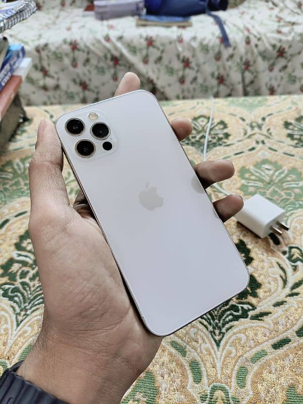 Iphone 12 pro 256 gb not oppo vivo infinix tecno redmi Samsung realme 1