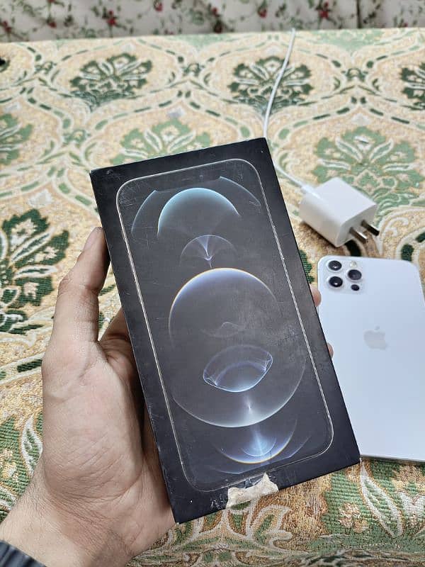 Iphone 12 pro 256 gb not oppo vivo infinix tecno redmi Samsung realme 11