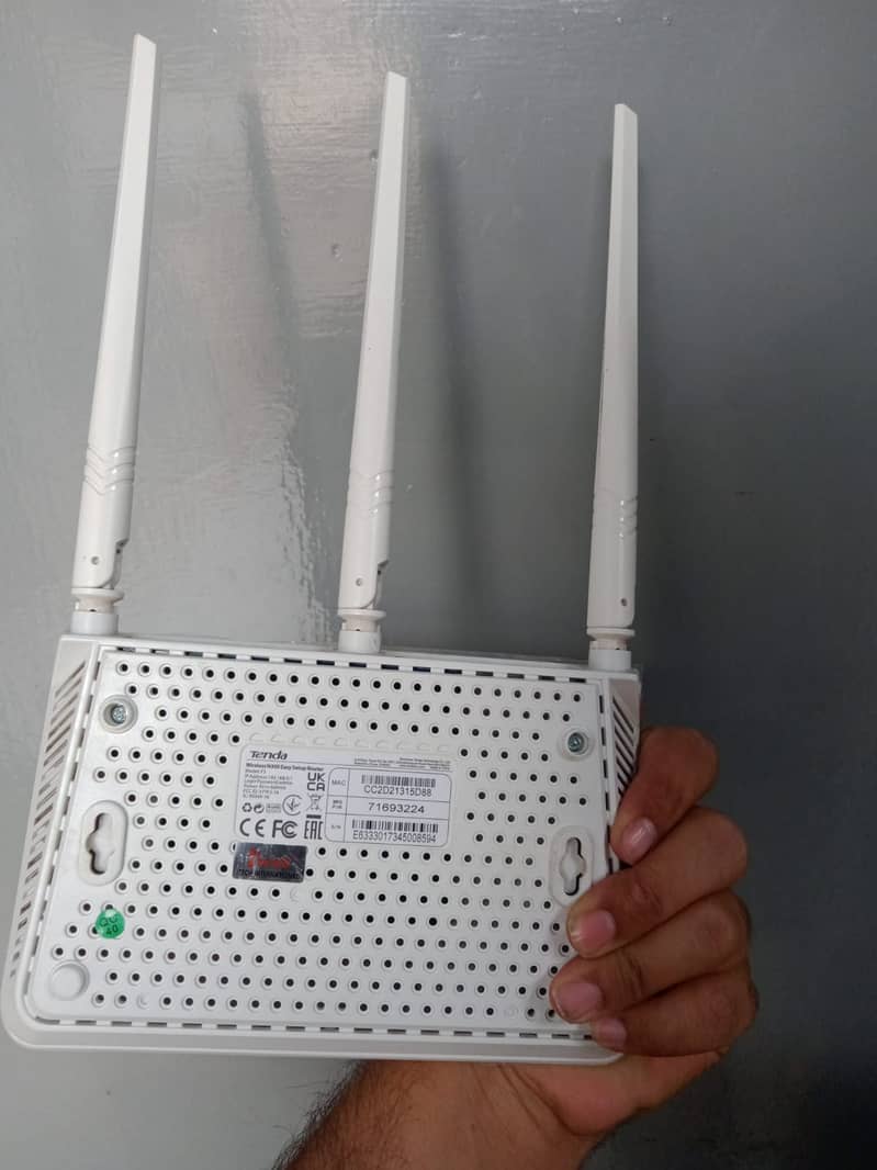 TENDA Wifi Router 2