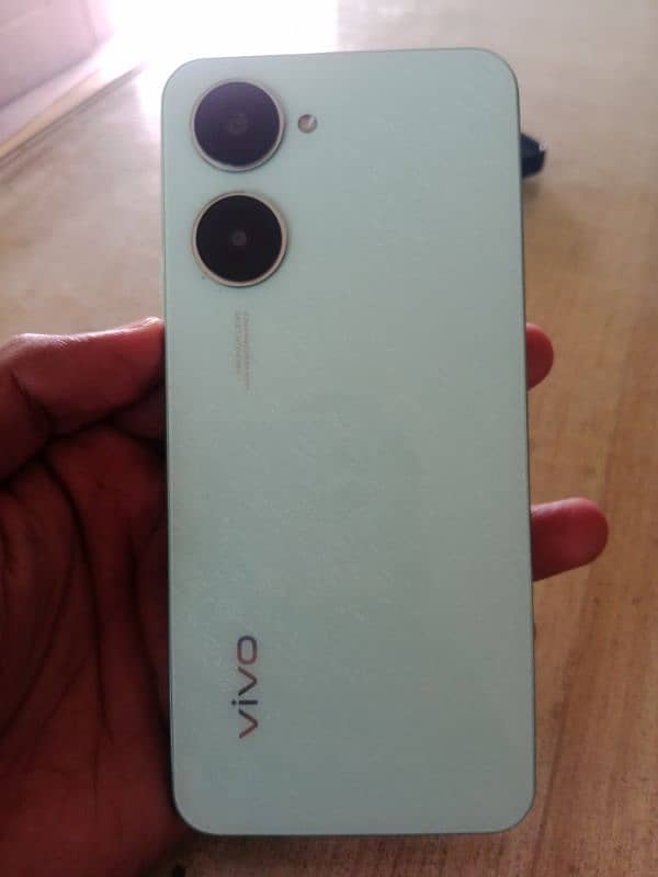 Urgent sale vivo Y03 1