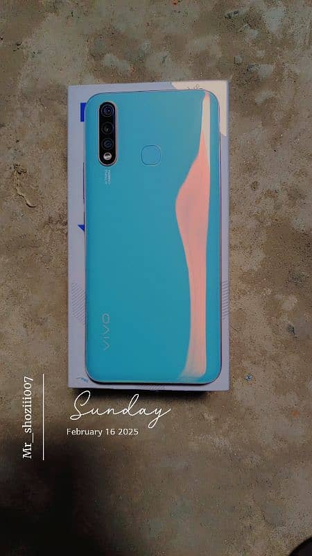 Vivo y19.8/256 with just box 0