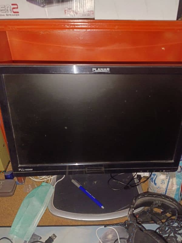 New LCD. monitor for gaming and editing in cheap price 1