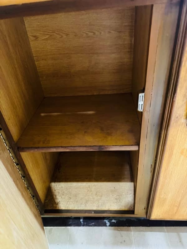 Bed Iron Stand 16