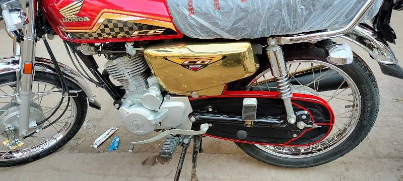 HONDA CG 125 special edition golden 1