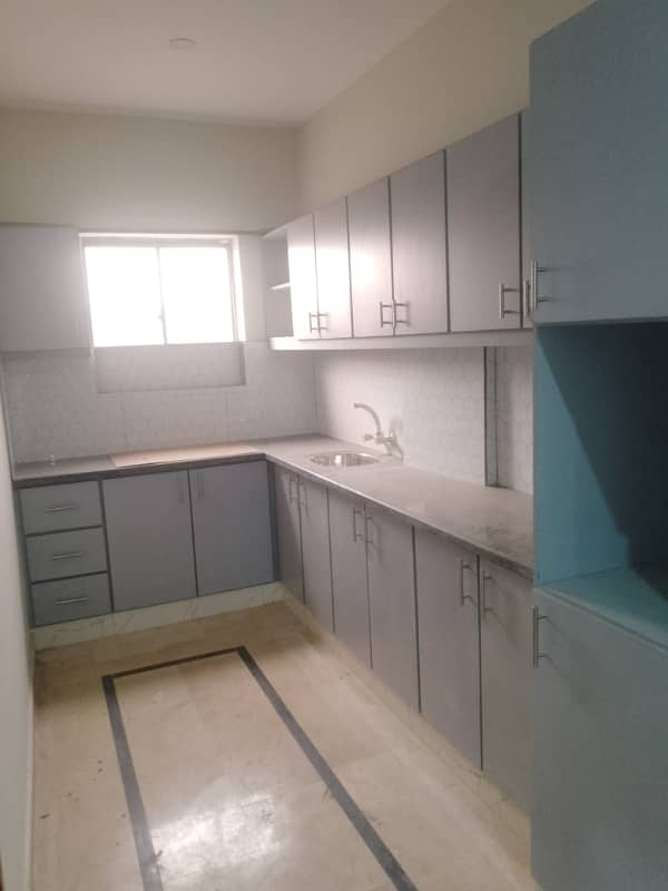 2 bed dd brand new portion Ava for rent 8