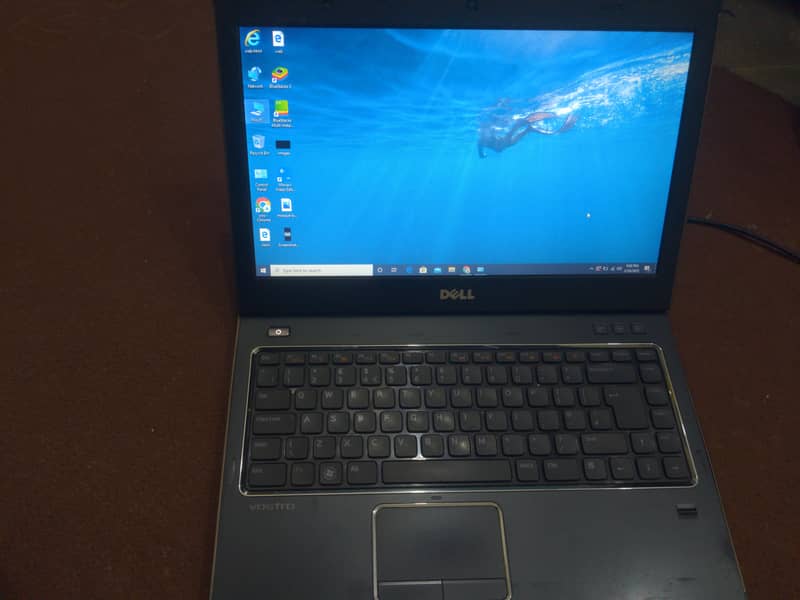 Dell laptop vostro 1