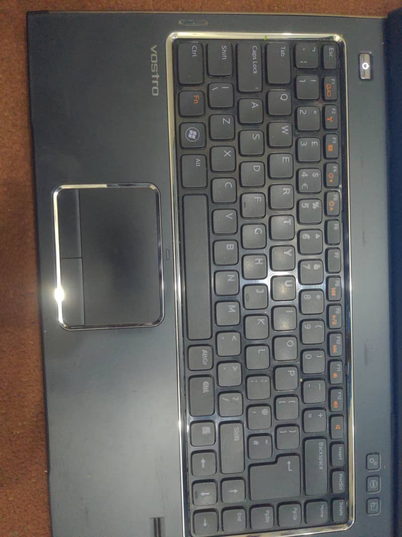 Dell laptop vostro 2