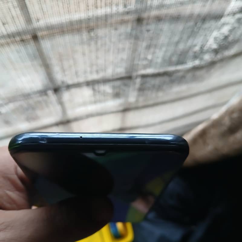 Samsung Mobile A30s 3