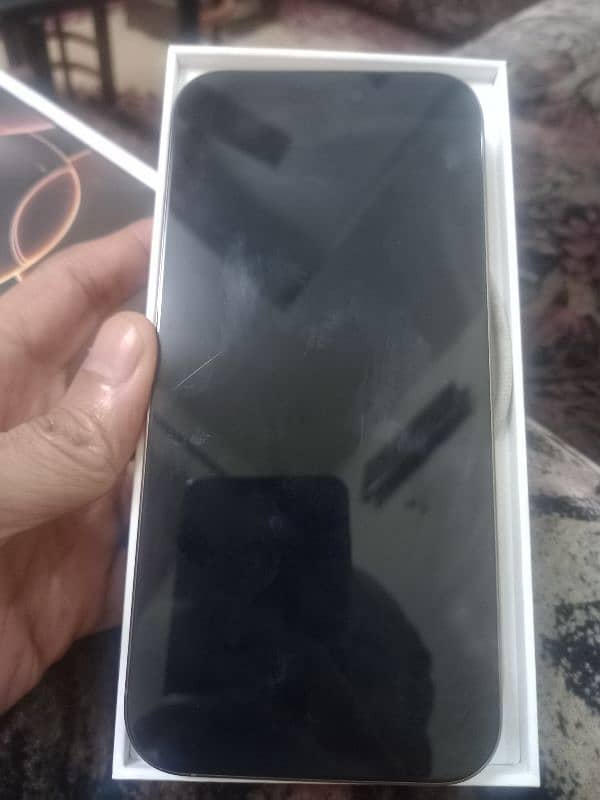 iphone 16 pro max 256gp non pta 10. /9.8 fu unlock 0