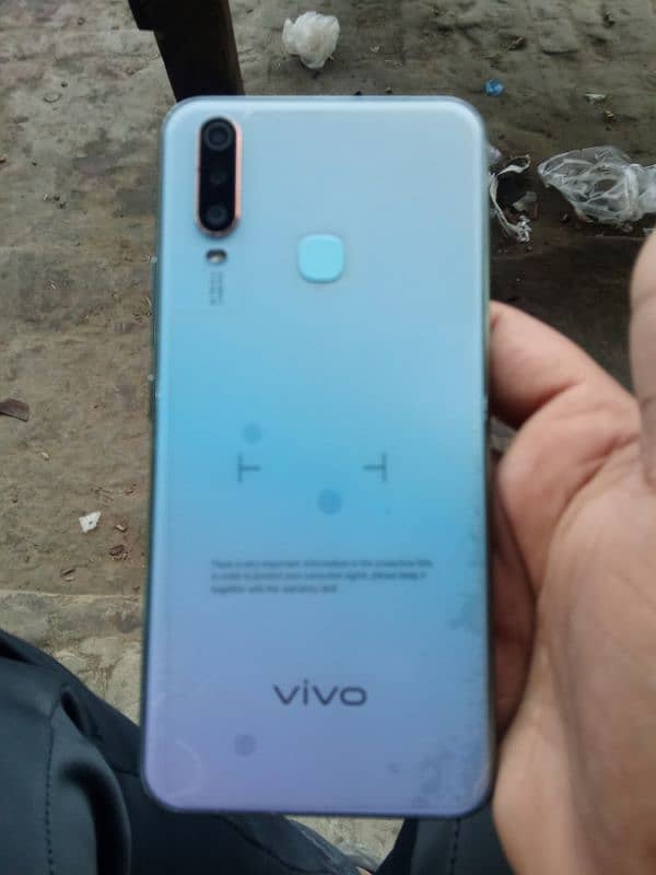 vivo y17.8/256 0