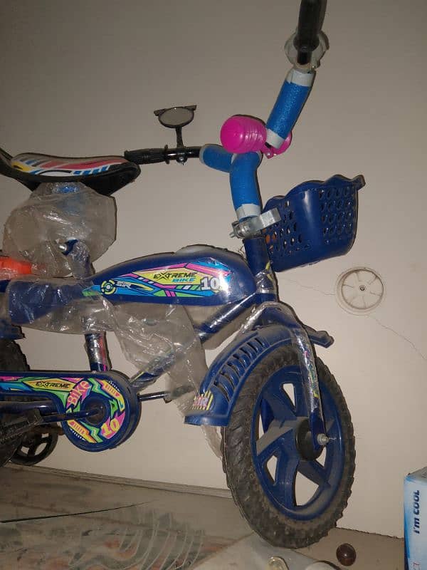 kids cycle with basket 1