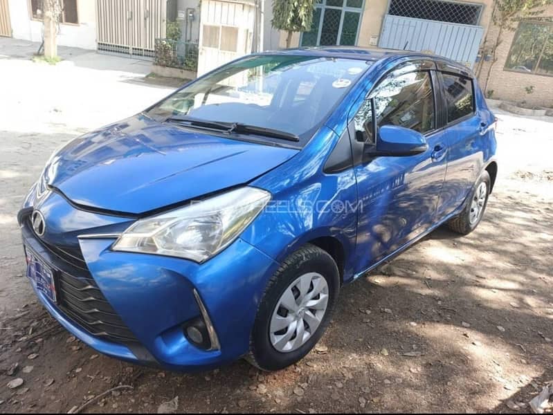 Toyota Vitz 2018 4