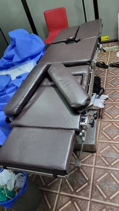 Operation Theatre Manual Surgical Table for Sale | Almost New