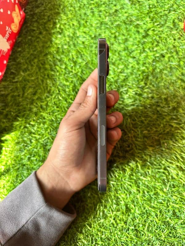 Iphone 13 Pro Max Grey colour Non Pta 256Gb 7