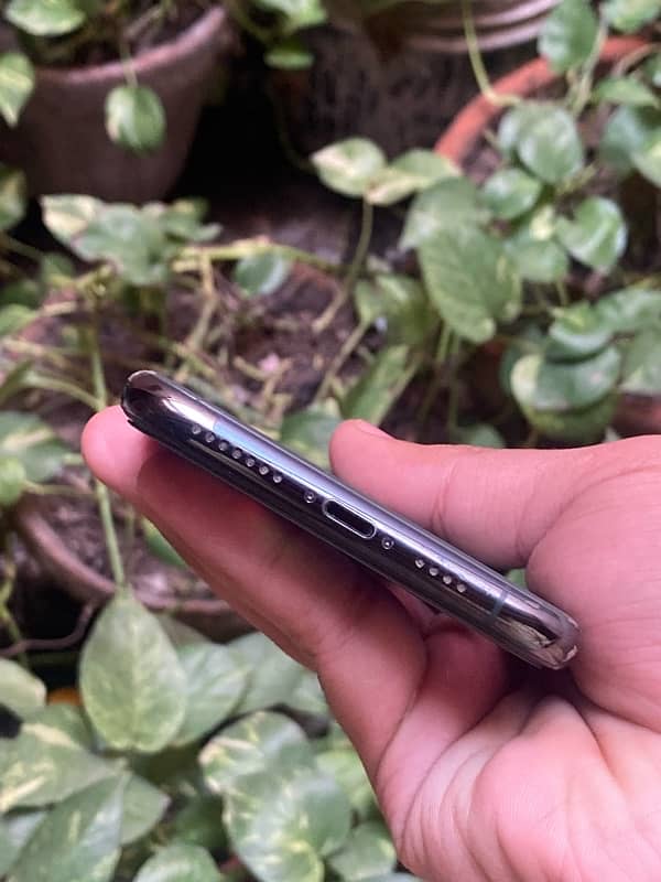 Iphone 11 pro max pta approved 2