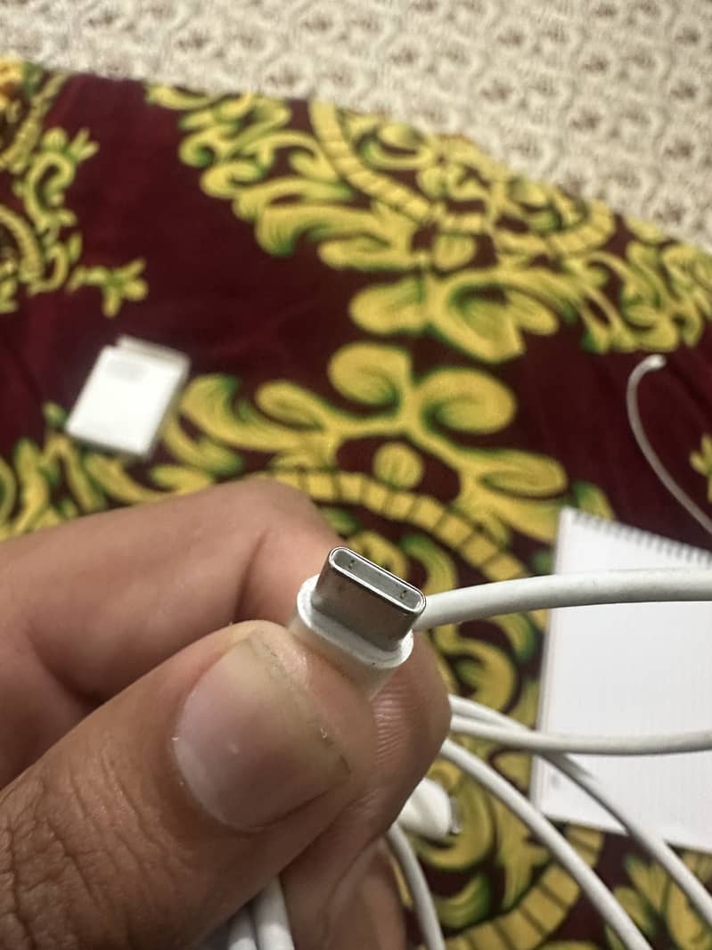 Iphone type c to lightning cable 2