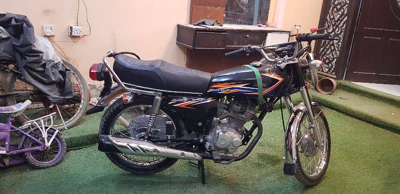 Honda cg125 karachi no model 2017 3