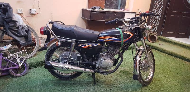 Honda cg125 karachi no model 2017 4