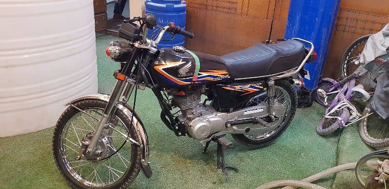 Honda cg125 karachi no model 2017 6