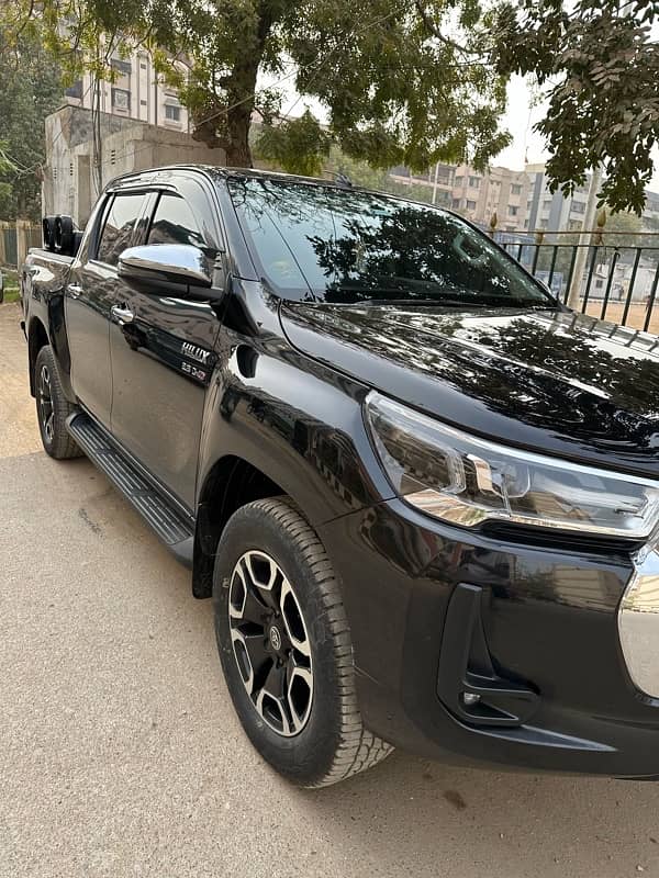 Toyota Hilux 2021 13