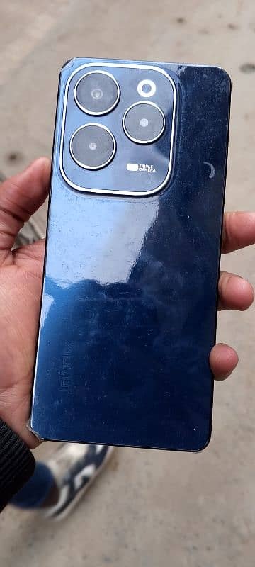 Infinix Hot 40 1