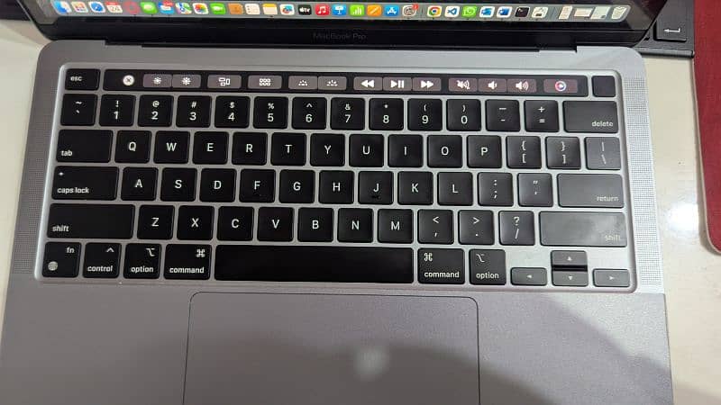 MacBook Pro M2 8