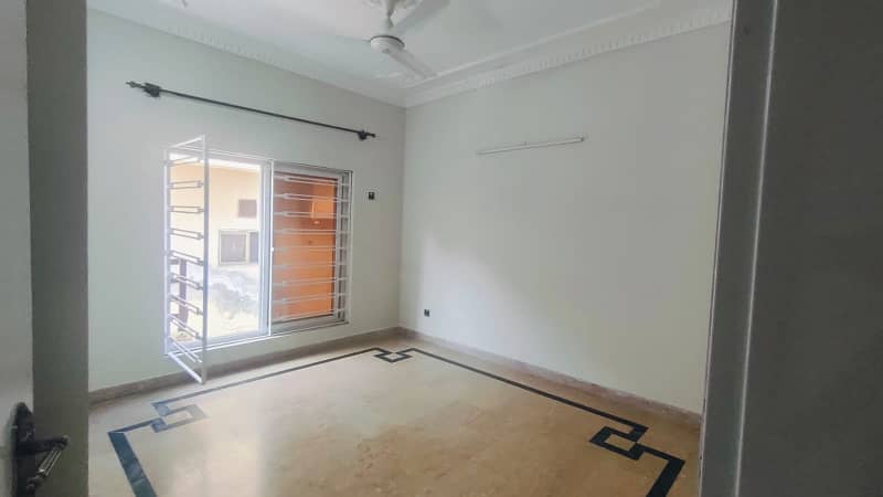 ABU BAKAR BLOCK 7 MARLA UPPER PORTION AVAILABLE FOR RENT IN BAHRIA TOWN 2