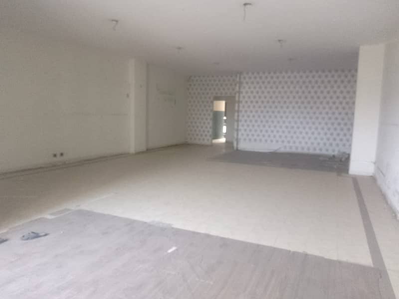 1150 Square Feet Un Furnished Corporate Office Available For Rent At Main Boulevard Gulberg 3 Lahore 0