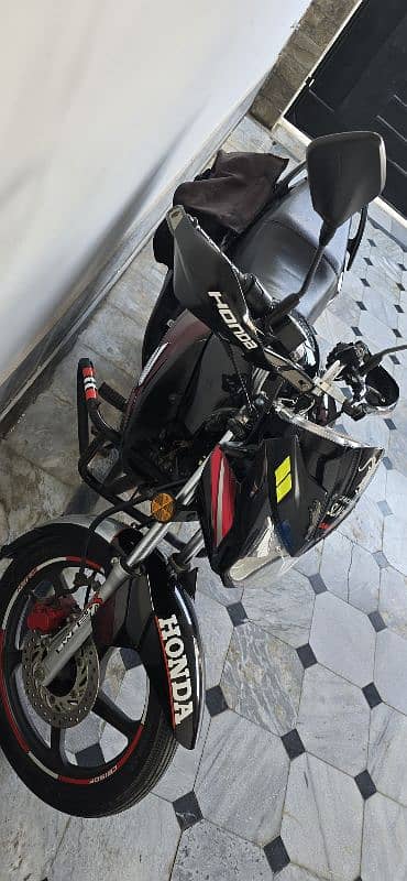 honda cb 150f 1